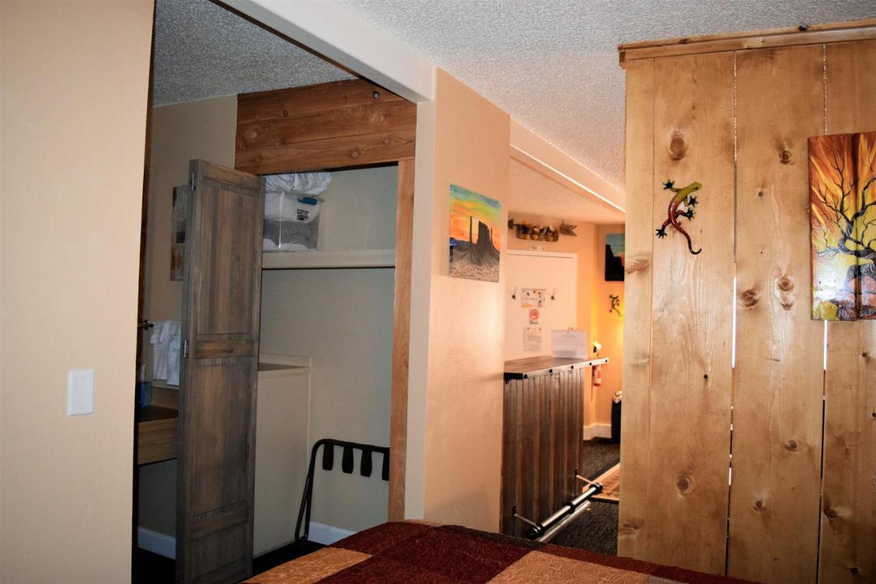 モアブ St Danes Kokopelli Cabinヴィラ エクステリア 写真